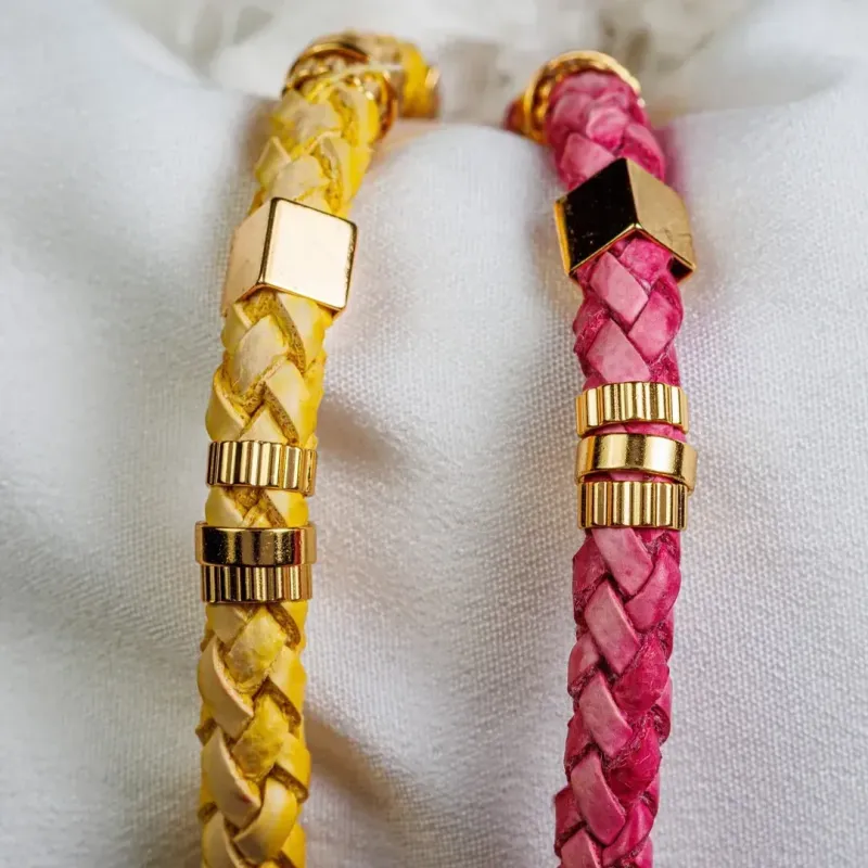 Pulseira Couro Pink com Detalhes